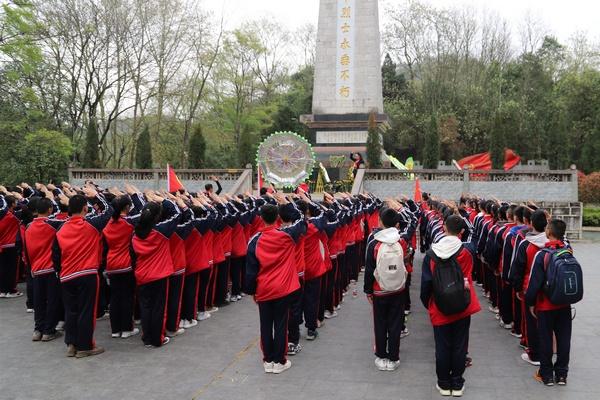 逃出郊外露营地